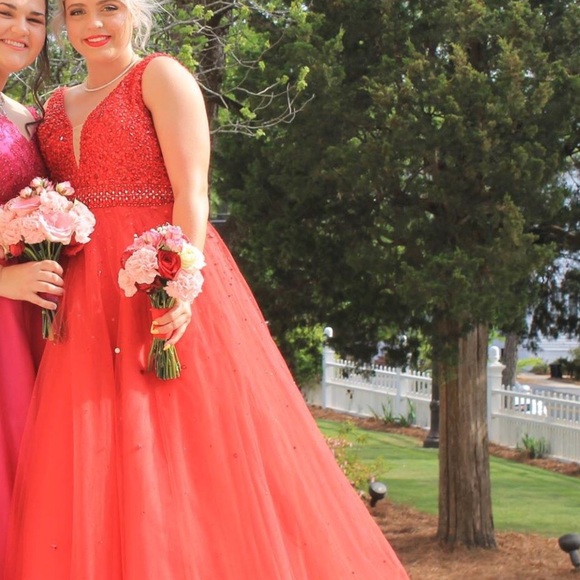 Red Prom Dress!!! - Picture 4 of 4